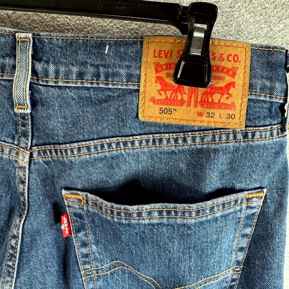 Levi's 505 Regular Fit Stretch Jeans Men 32X30 Blue Denim 5-Pockets Straight Leg - Picture 3 of 11